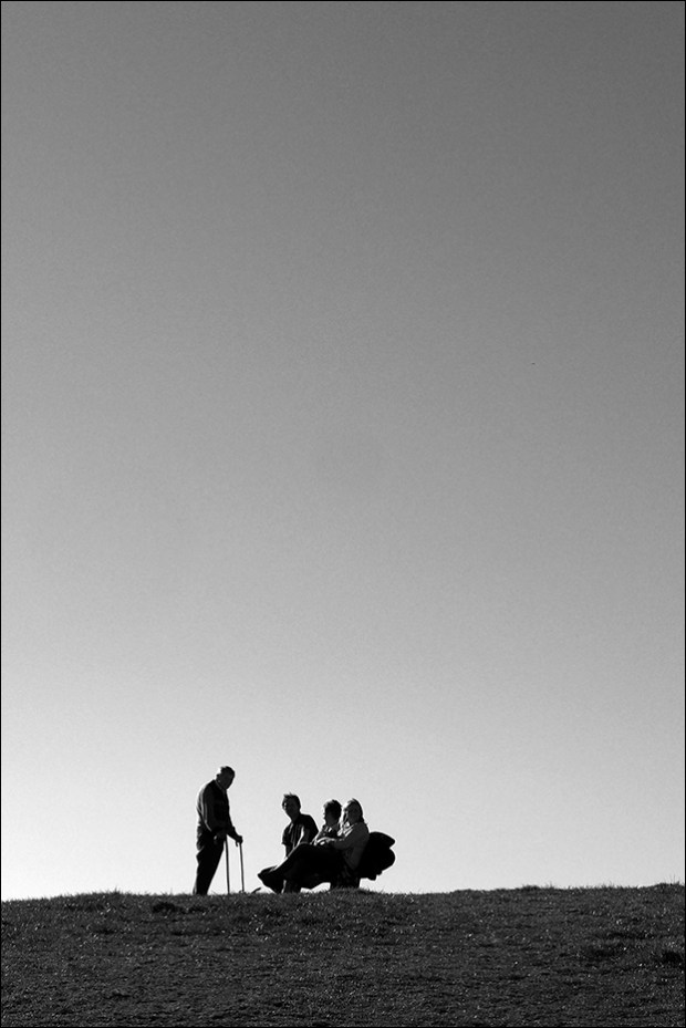 ©Neil Turner, March 2013. Family enjoying an early spring afternoon near Fisherman's Walk in Bournemouth, Dorset.