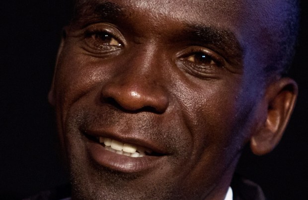 Cropped area of approximately a quarter of a frame shot at 1600 ISO blown up to 100%